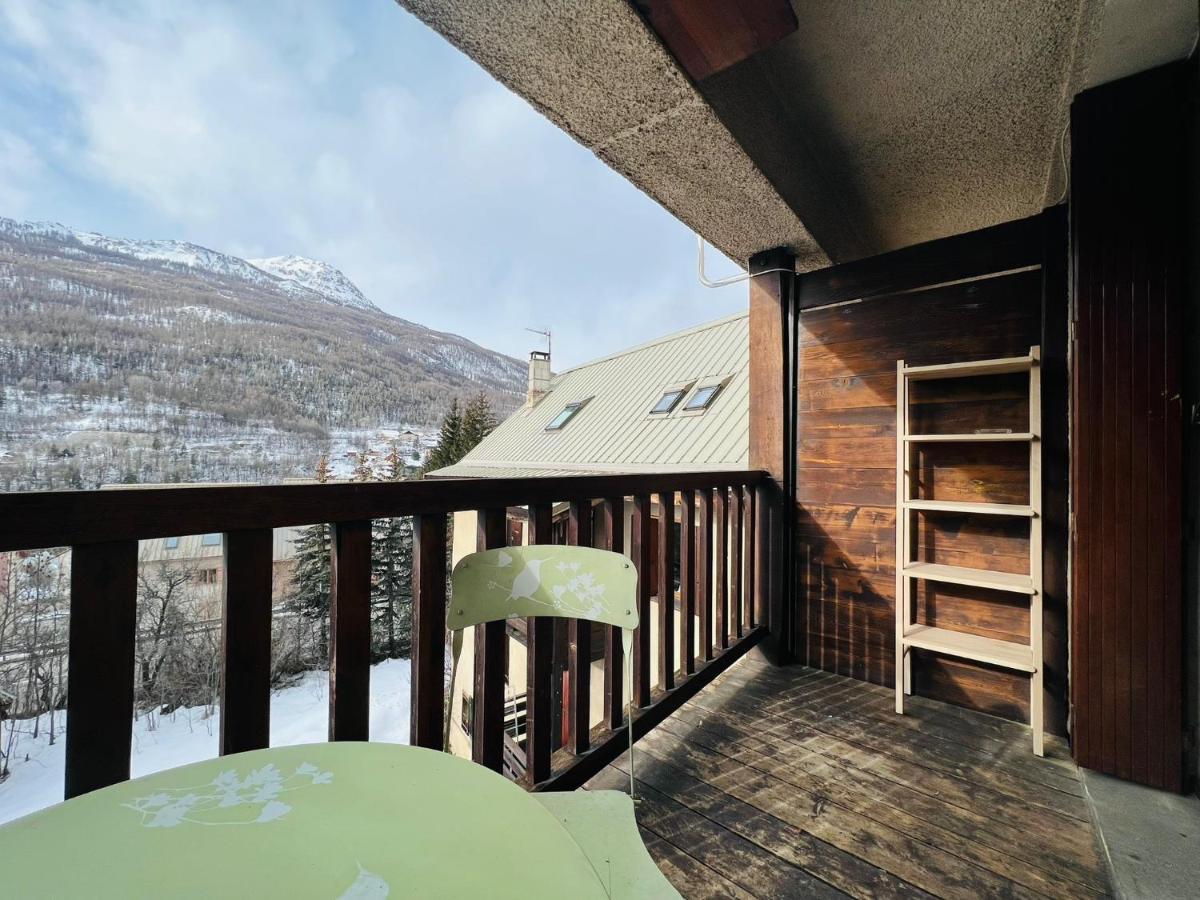 Montagne - Plein Soleil Et Terrasse Appartement Briançon